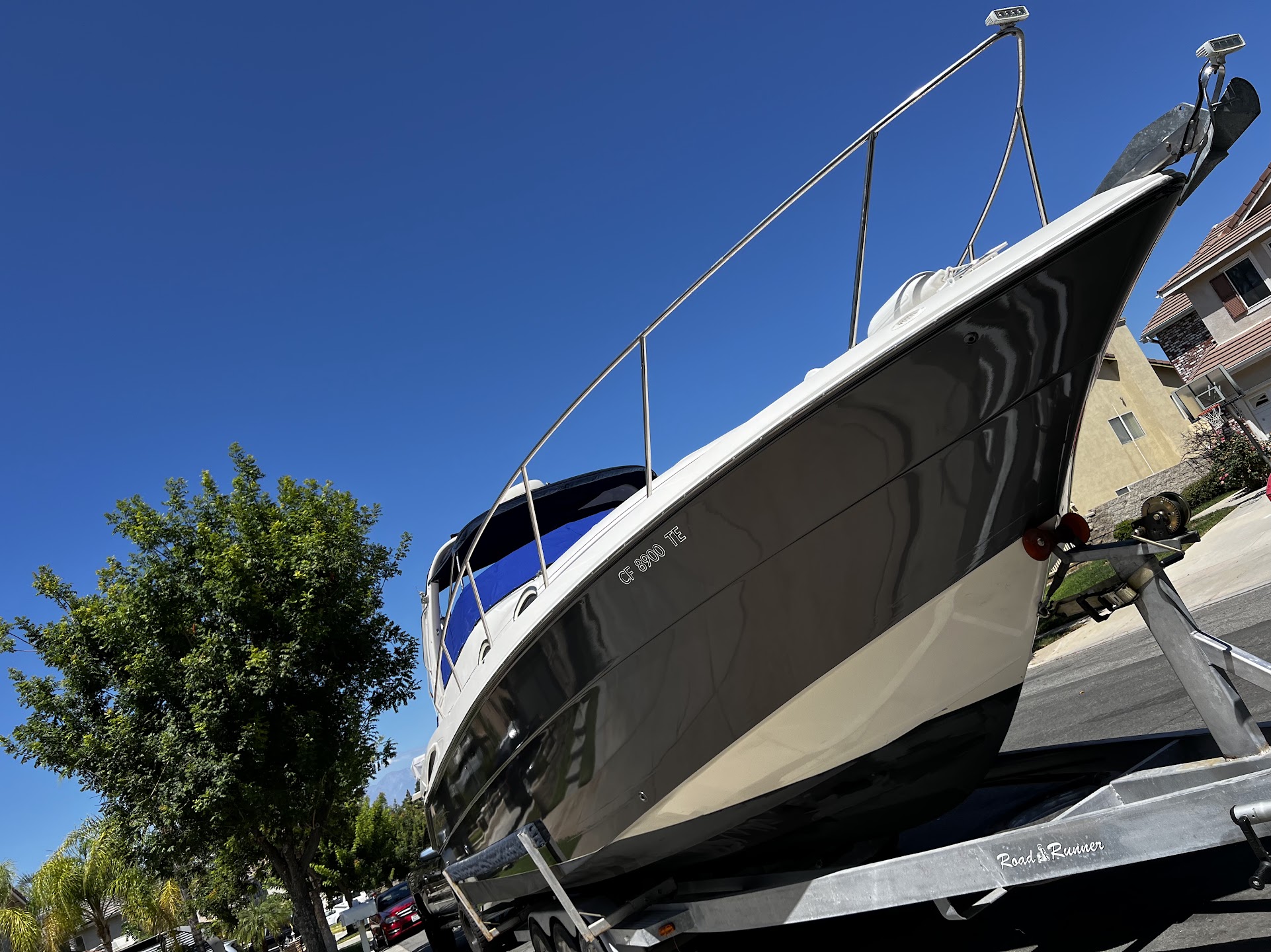 Center-console boat wrap